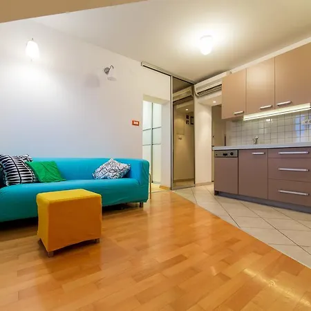 Miss. Monroe Apartamento Split